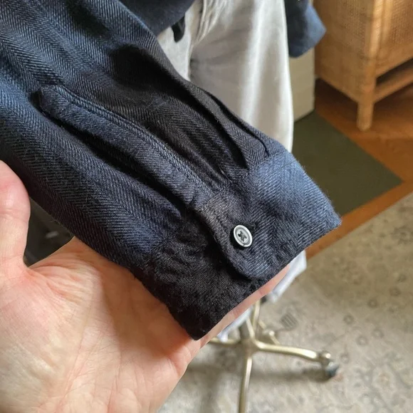 Beachlunchlounge Lightweight Plaid Button Up - Picture 5 of 7